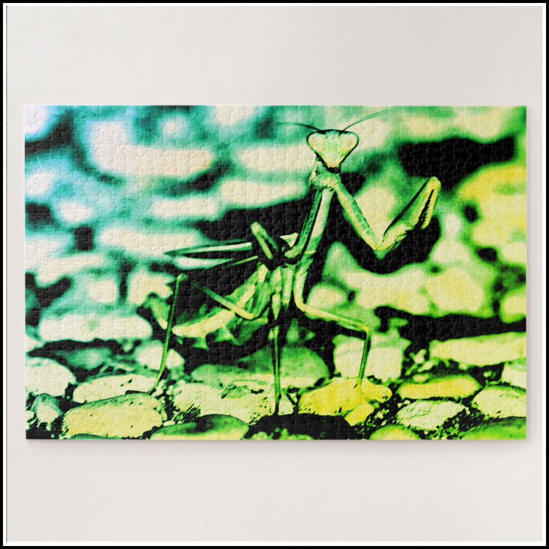 Puzzle - Jigsaw - Green Abstract Mantis