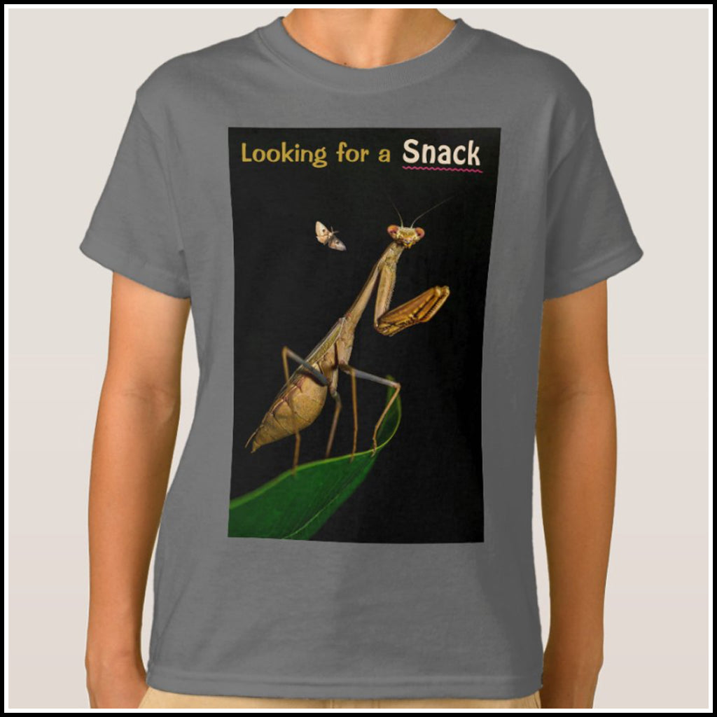 T-Shirt Kids- Looking for a Snack