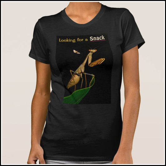 T-Shirt Women's - Looking for a Snack