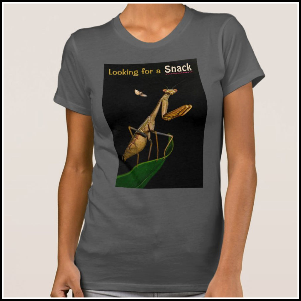 T-Shirt Women's - Looking for a Snack